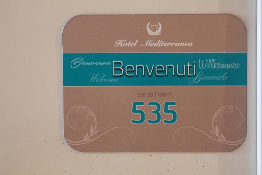 Hotel Mediterraneo 로첼라 이오니카 객실 사진