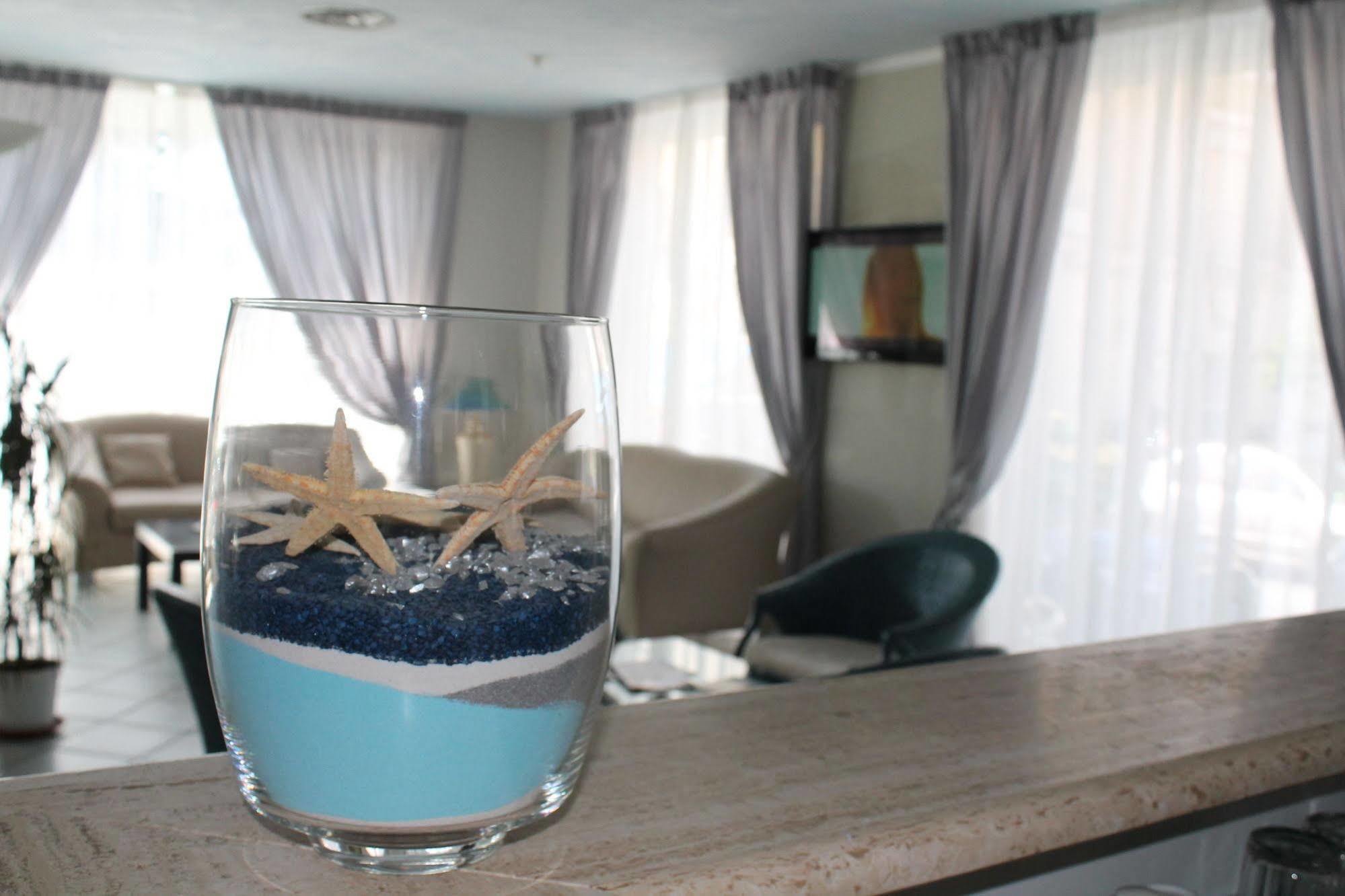 Hotel Mediterraneo 로첼라 이오니카 외부 사진